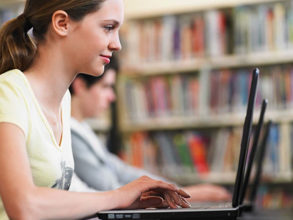 ¿Cómo preparar la clase para educación online sin problemas? 1 educacion online