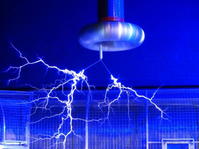 ¿Qué es la Energía Electromagnética? ¿Qué es la Energía Electromagnética?